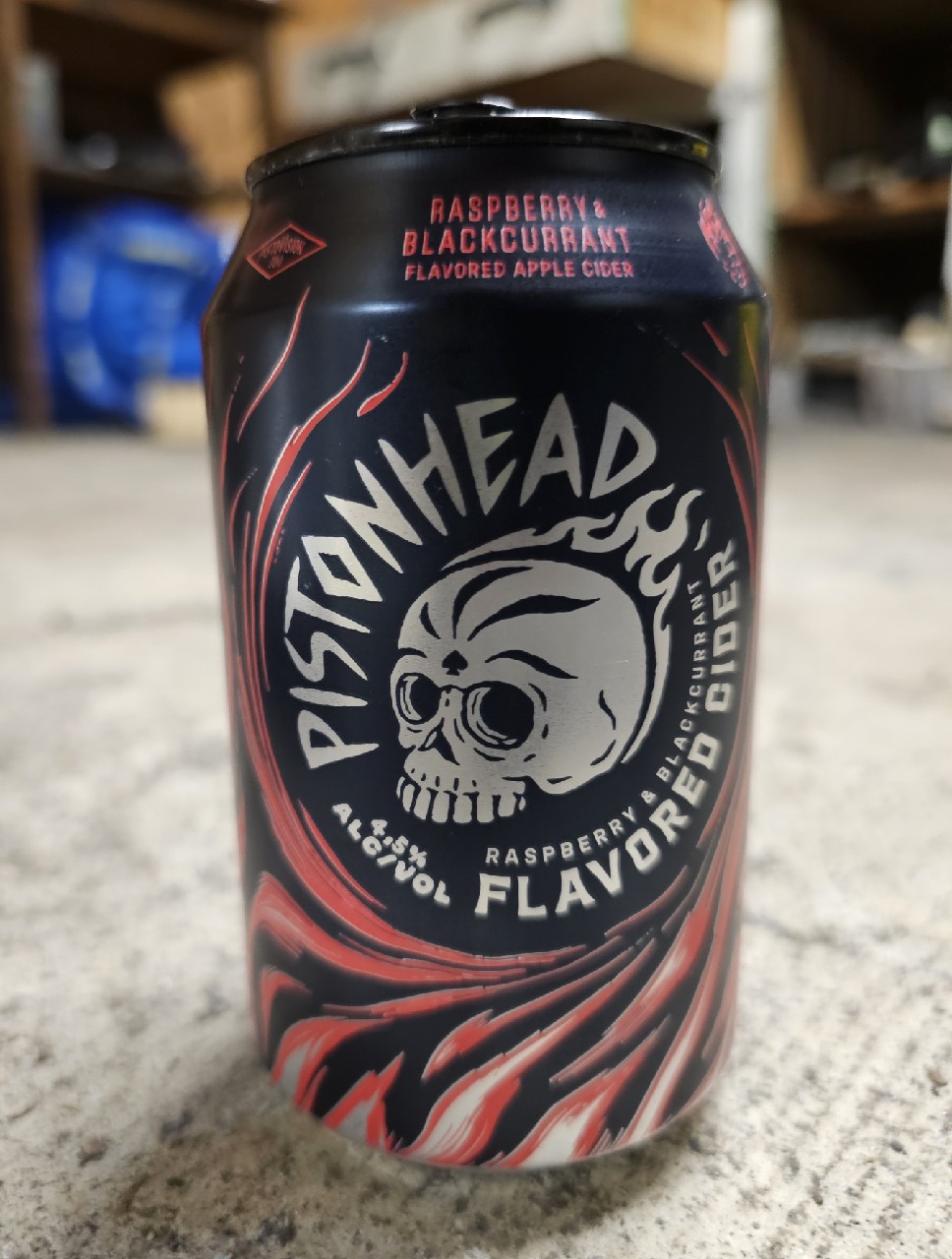 Pistonhead Hallon Svarta Vinbär Cider, Sweden