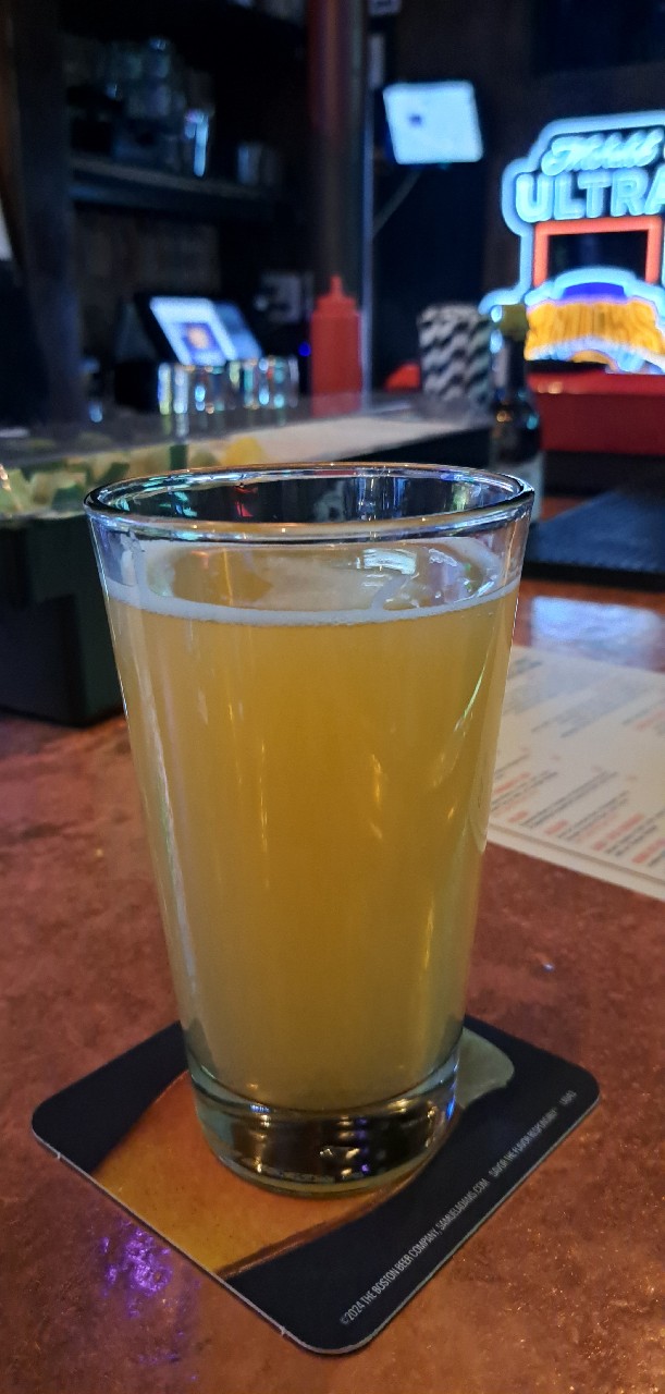 Hazy Wonder, Lagunitas Brewing Company (Heineken)