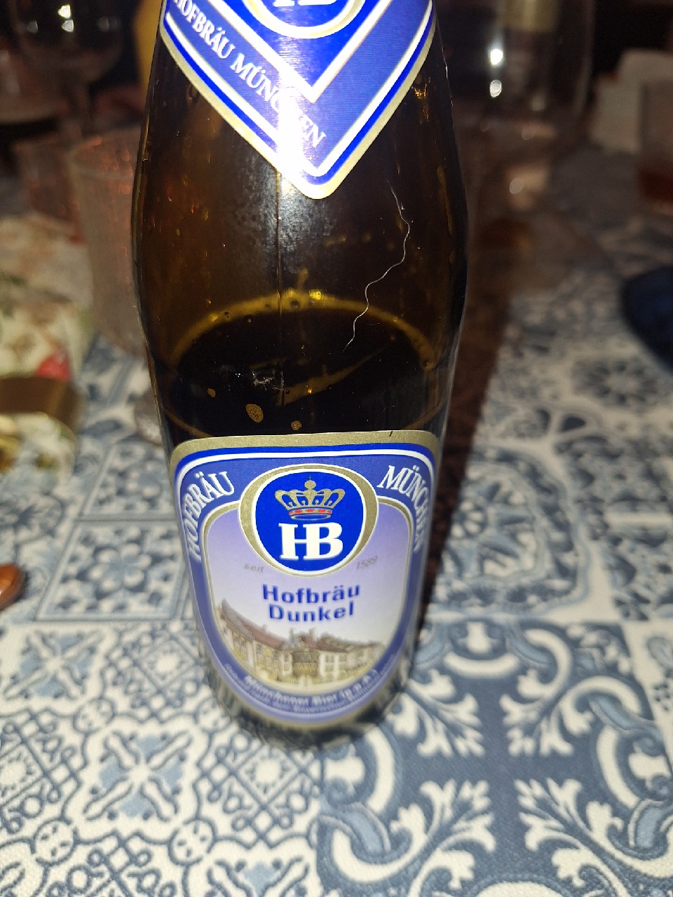 Hofbräu Dunkel / Dunkel Gold, Germany
