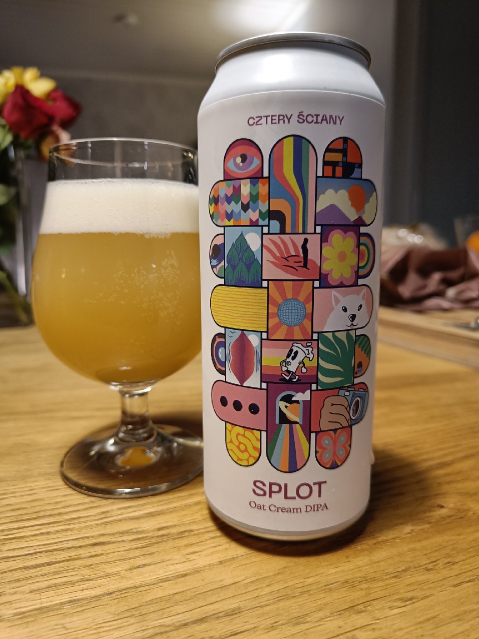 Splot, Cztery Ściany