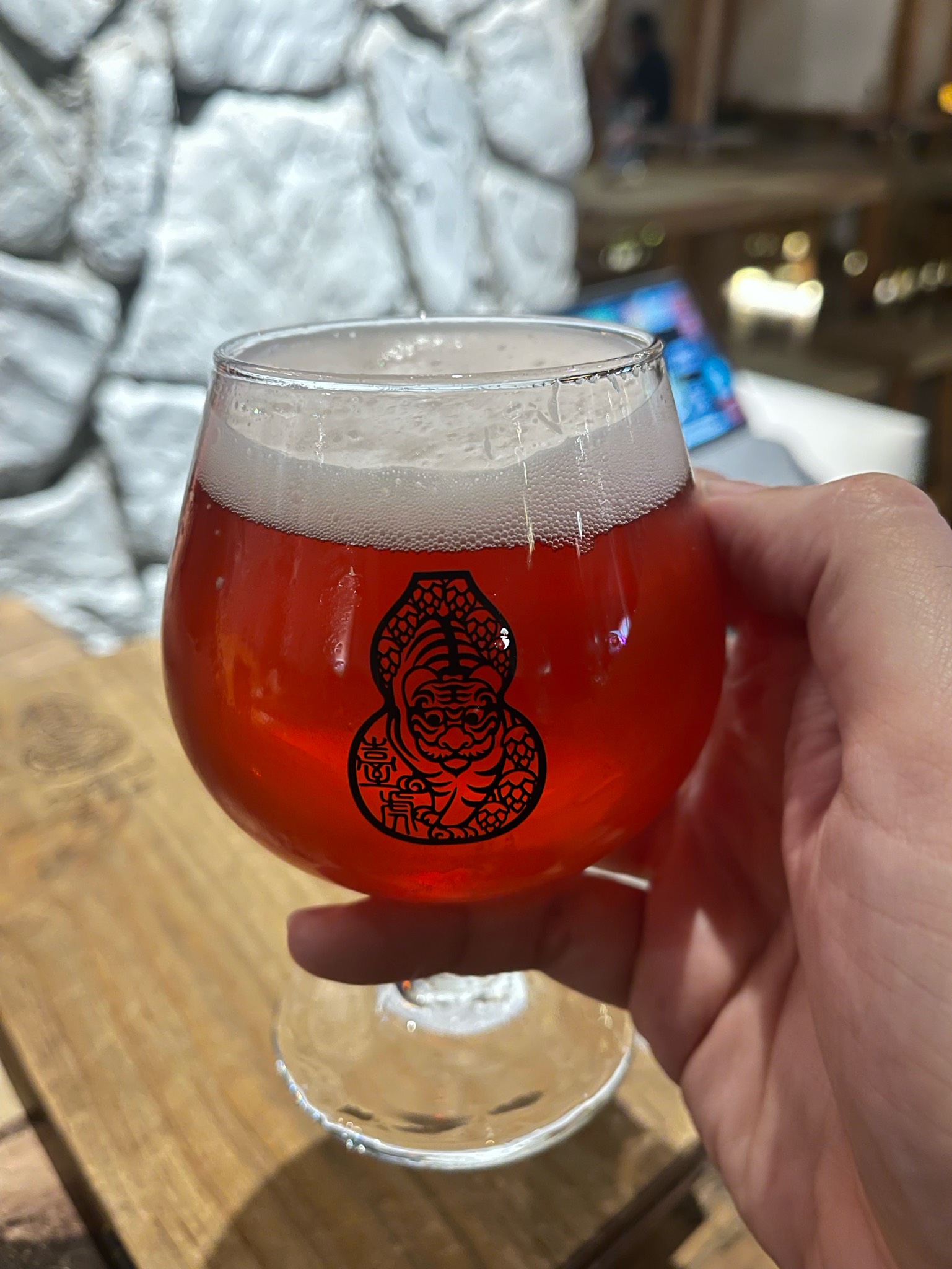Honey hibiscus gose, Taihu Brewing Co / 臺虎