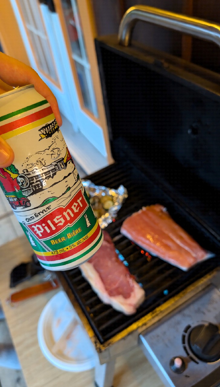 Old Style Pilsner, Canada