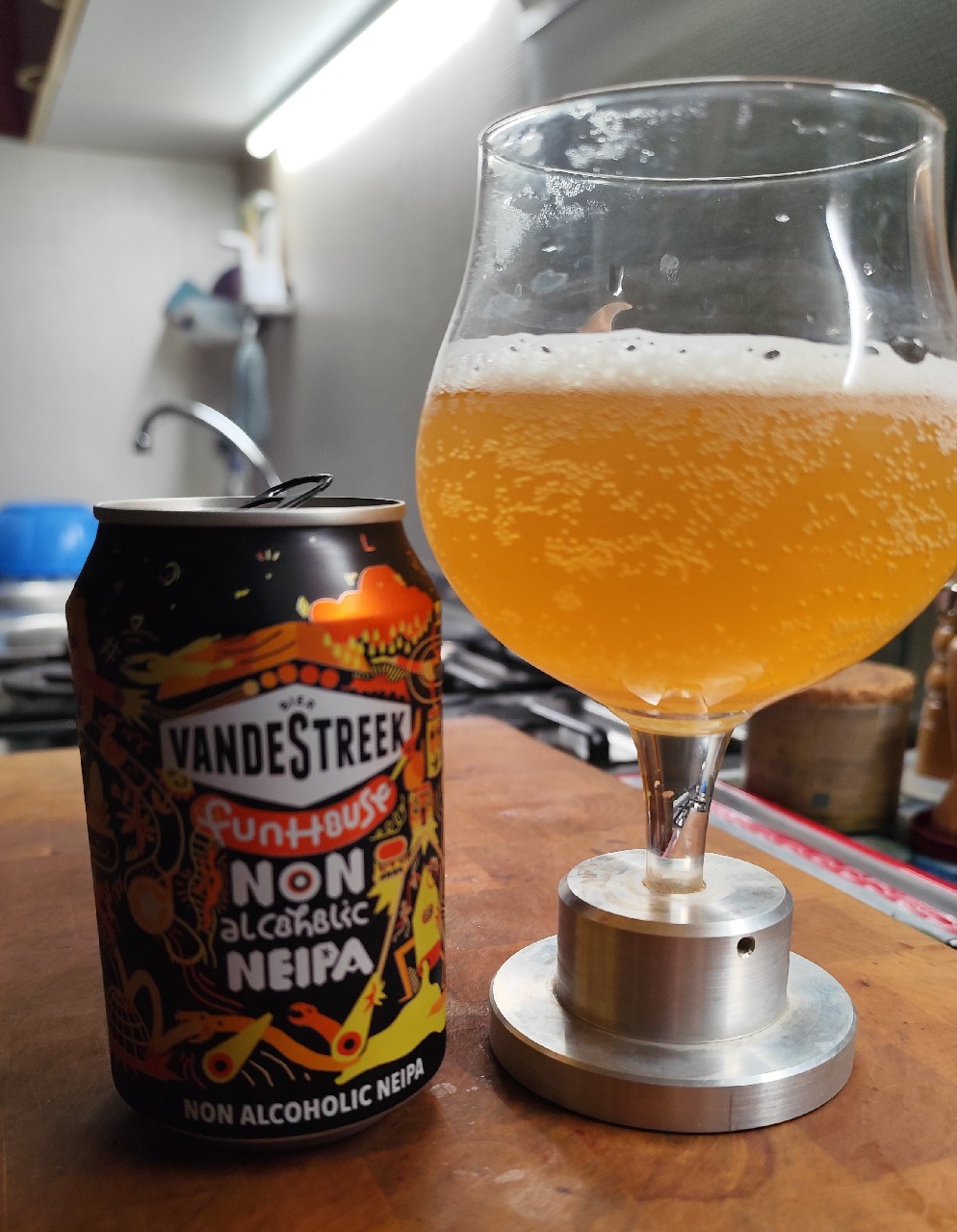 Fun House Non Alcoholic NEIPA, VandeStreek Bier