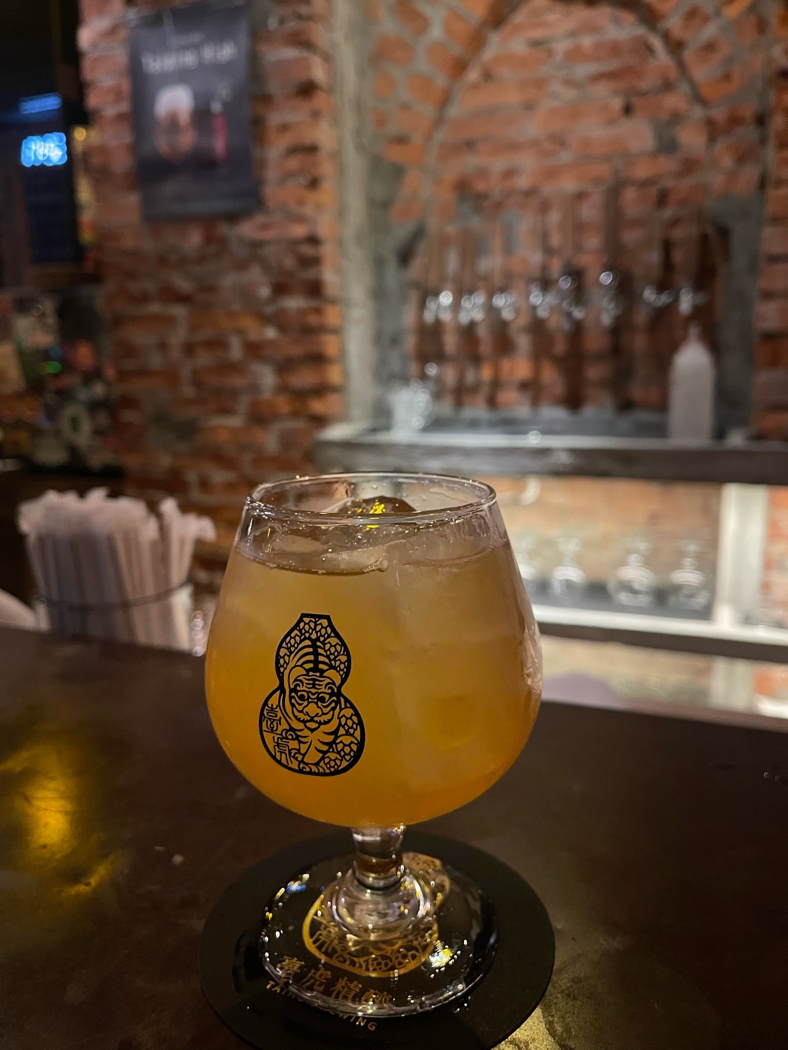 Long Island Iced Beer, Taihu Brewing Co / 臺虎