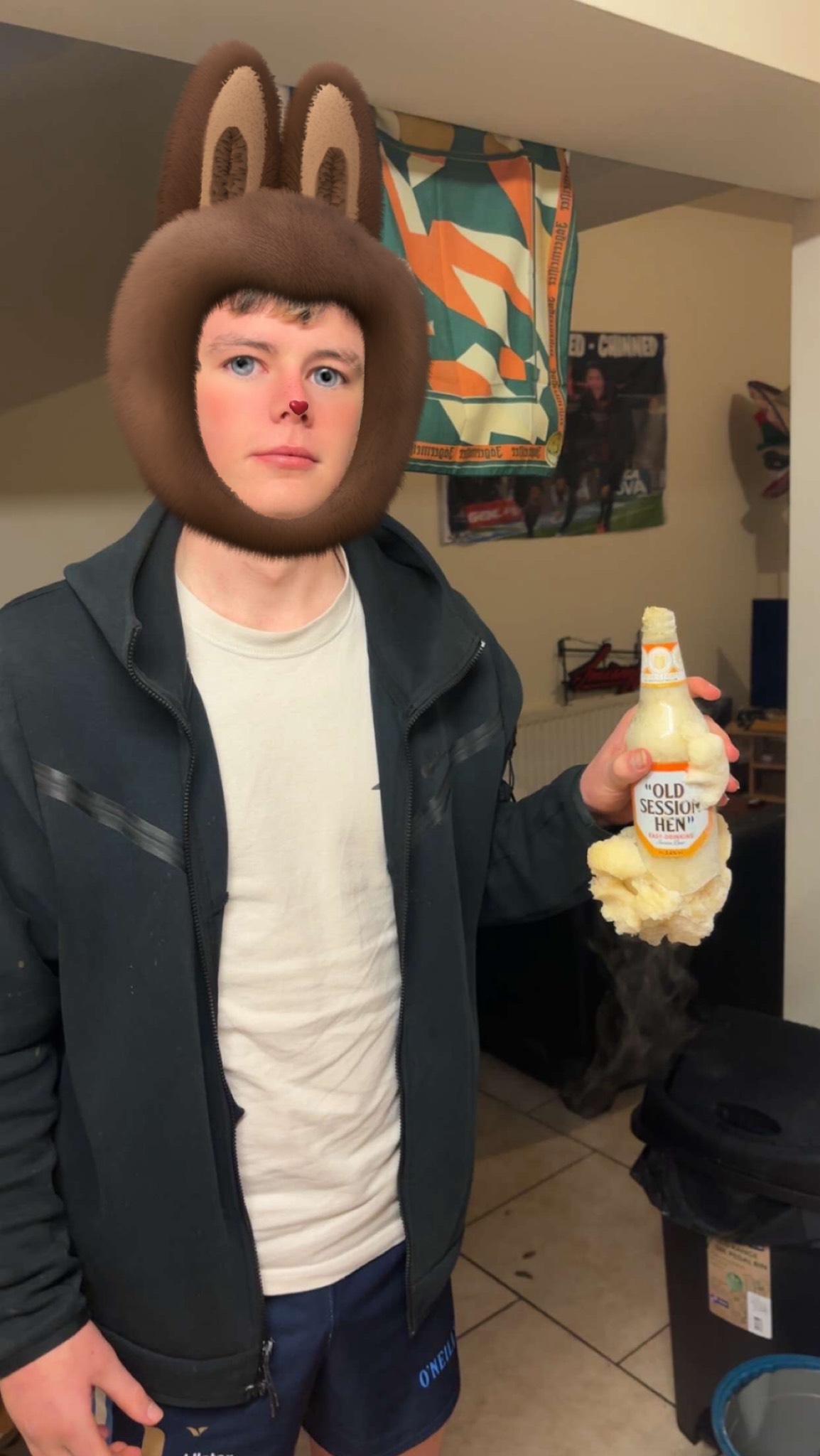 "Old Session Hen", England