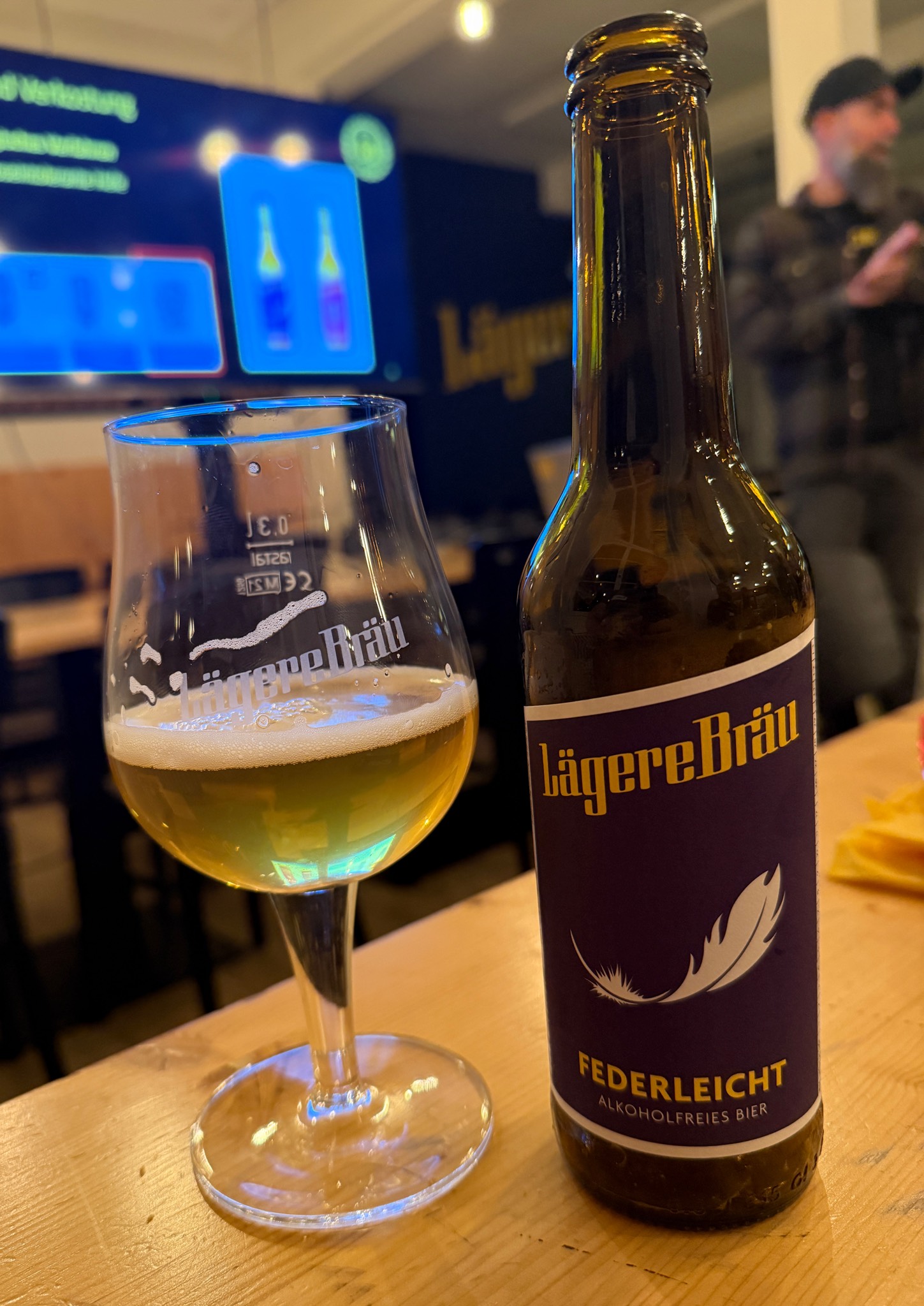 Federleicht, LägereBräu