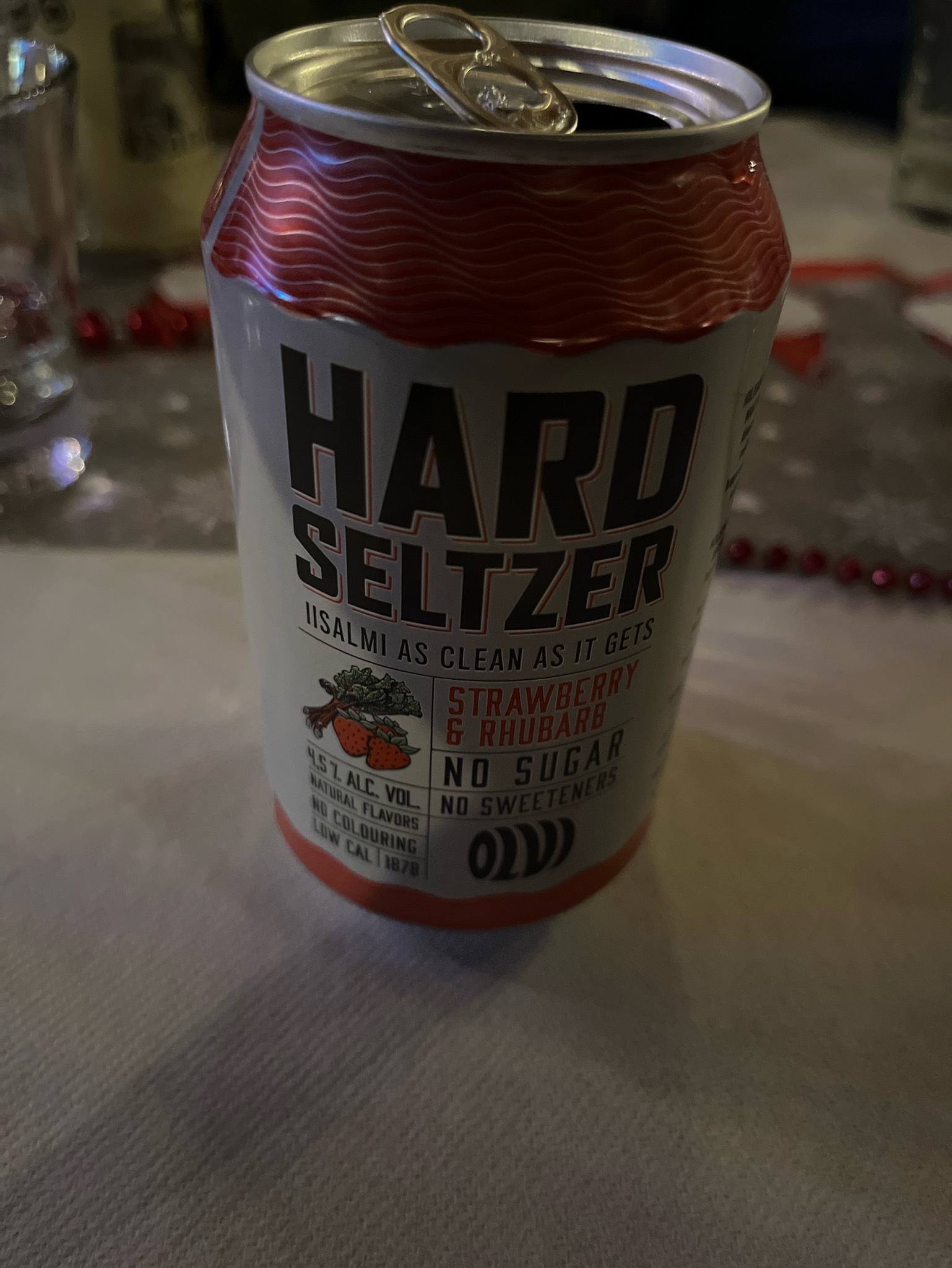 Hard Seltzer Strawberry & Rhubarb, Finland