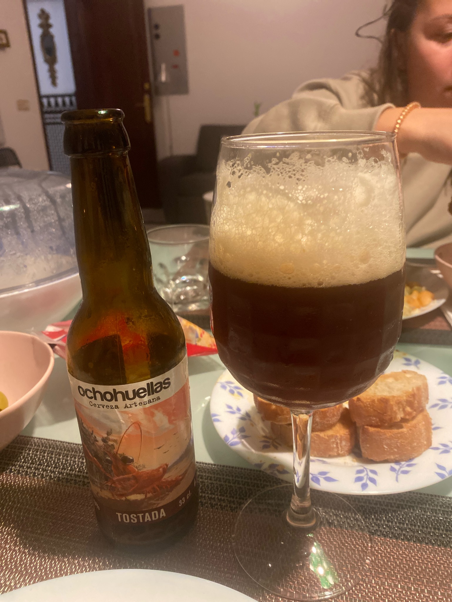 8 Huellas Amber Ale, 8 Huellas