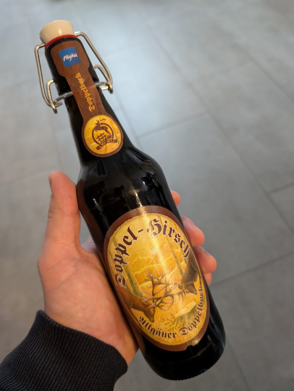 Doppel-Hirsch Allgäuer Doppelbock, Privatbrauerei Höss der Hirschbräu