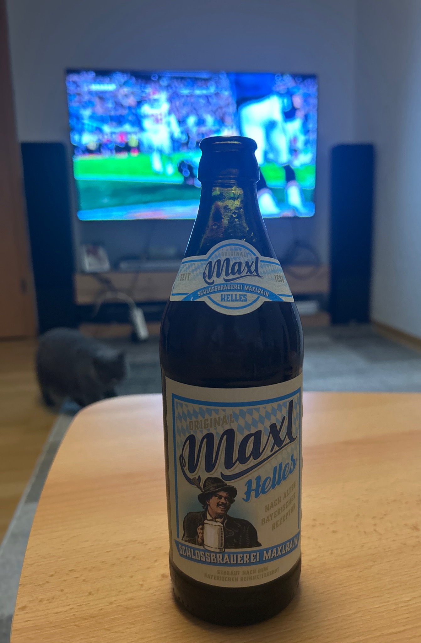 Maxl Helles, Schlossbrauerei Maxlrain