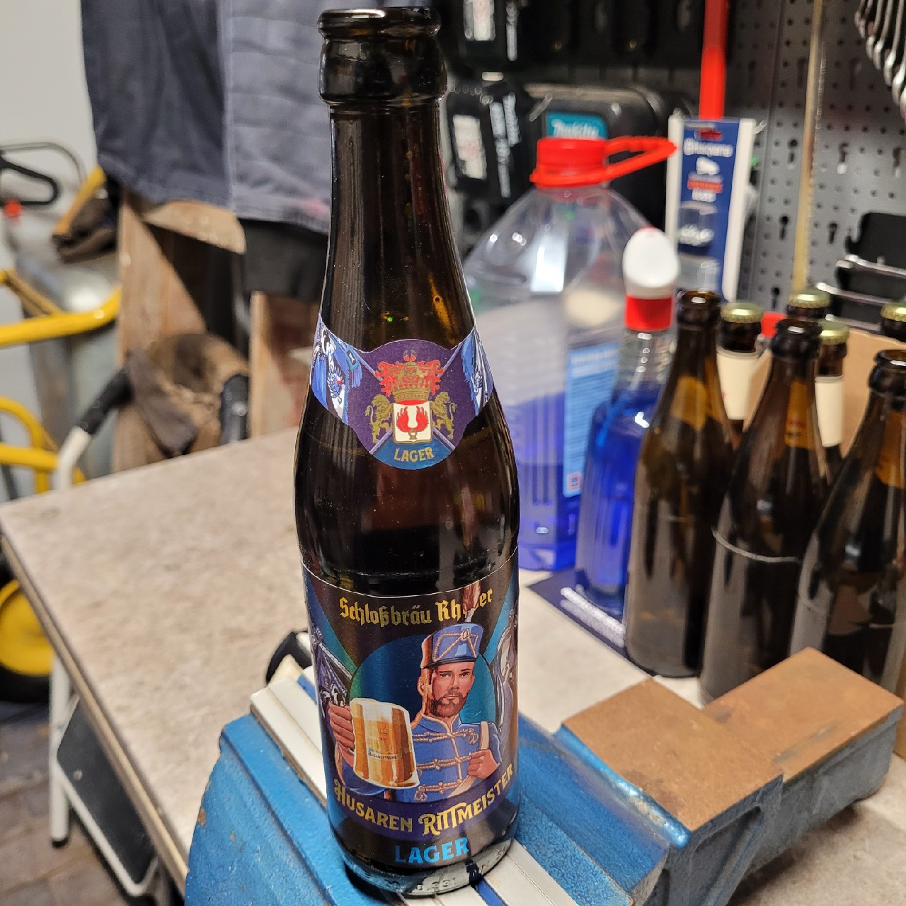 Husaren Rittmeister Lager, Schloßbrauerei Rheder