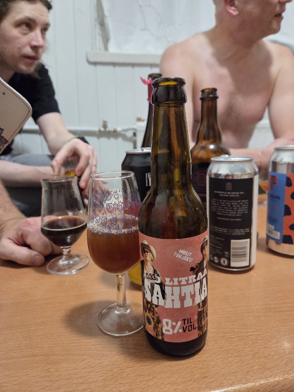 0,33 Litraa Sahtia, Varastopanimo