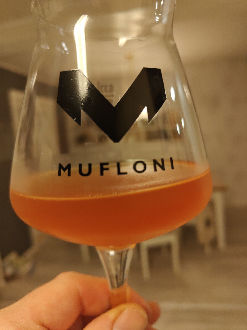 Musta Leski, Finland