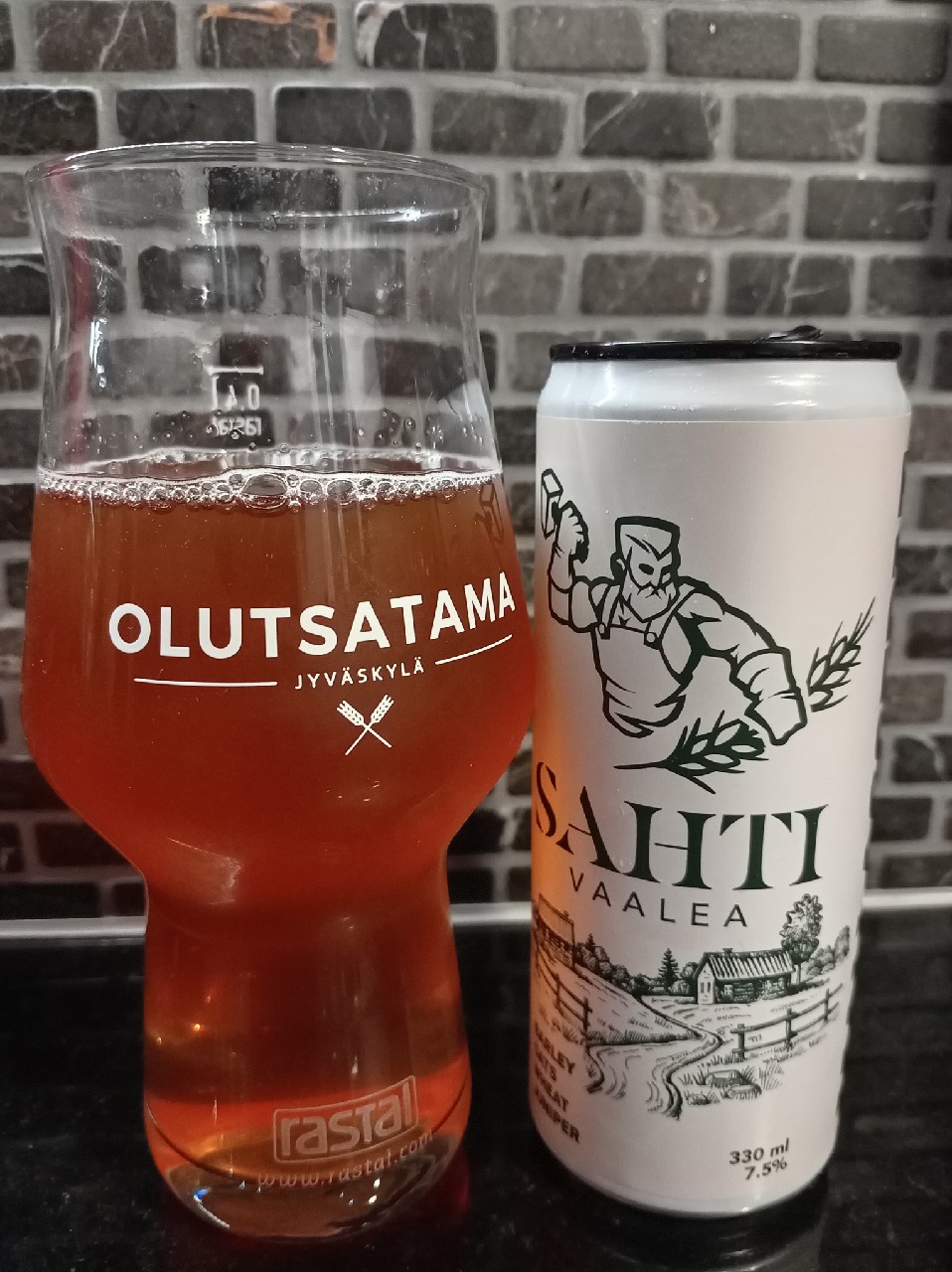 Sahti Vaalea, Finland