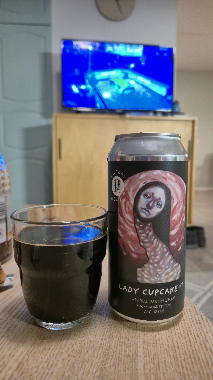 Lady Cupcake #7 (Rocky Road), Finland