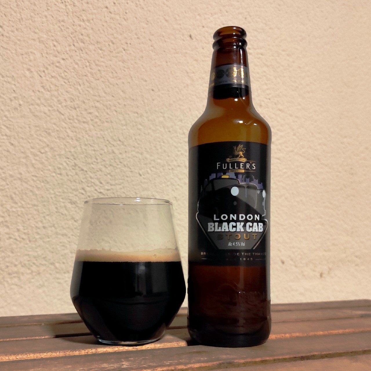 Black Cab, Fuller's Griffin Brewery (Asahi Breweries)