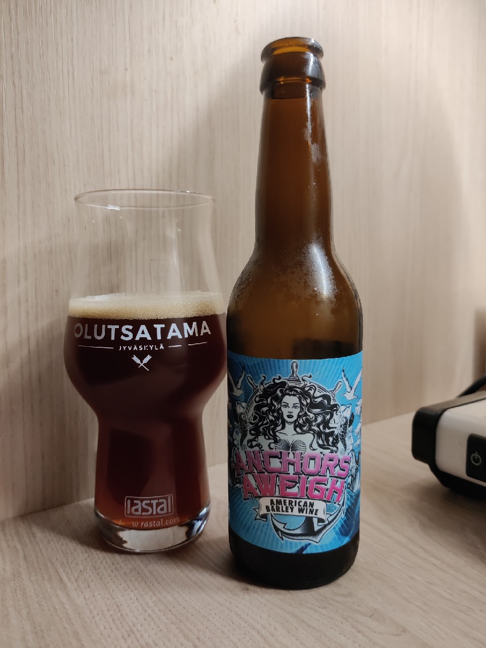 Anchors Aweigh, Estonia