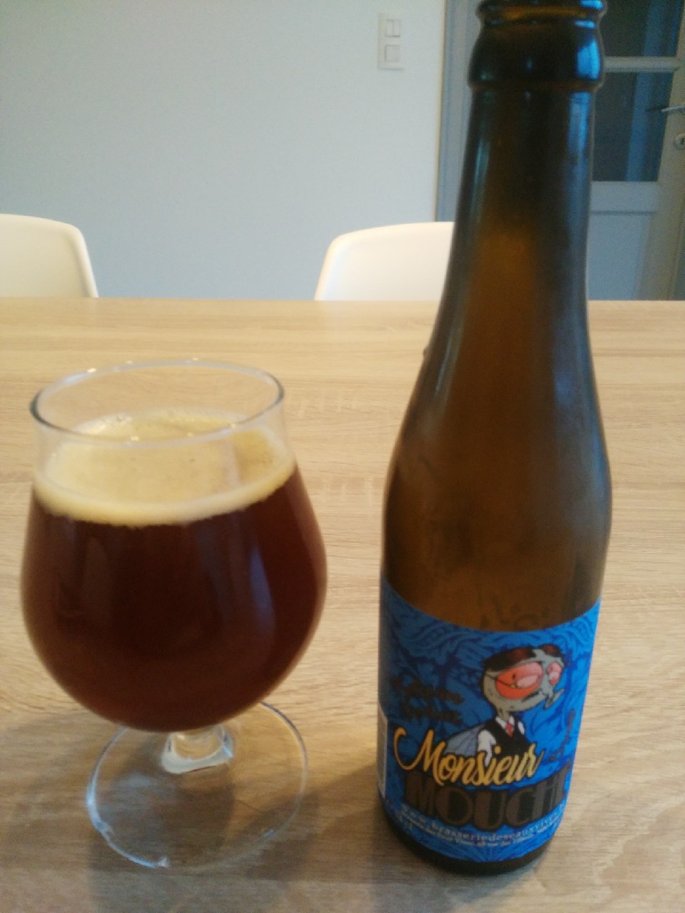 Monsieur Mouche, Brasserie des Eaux Vives