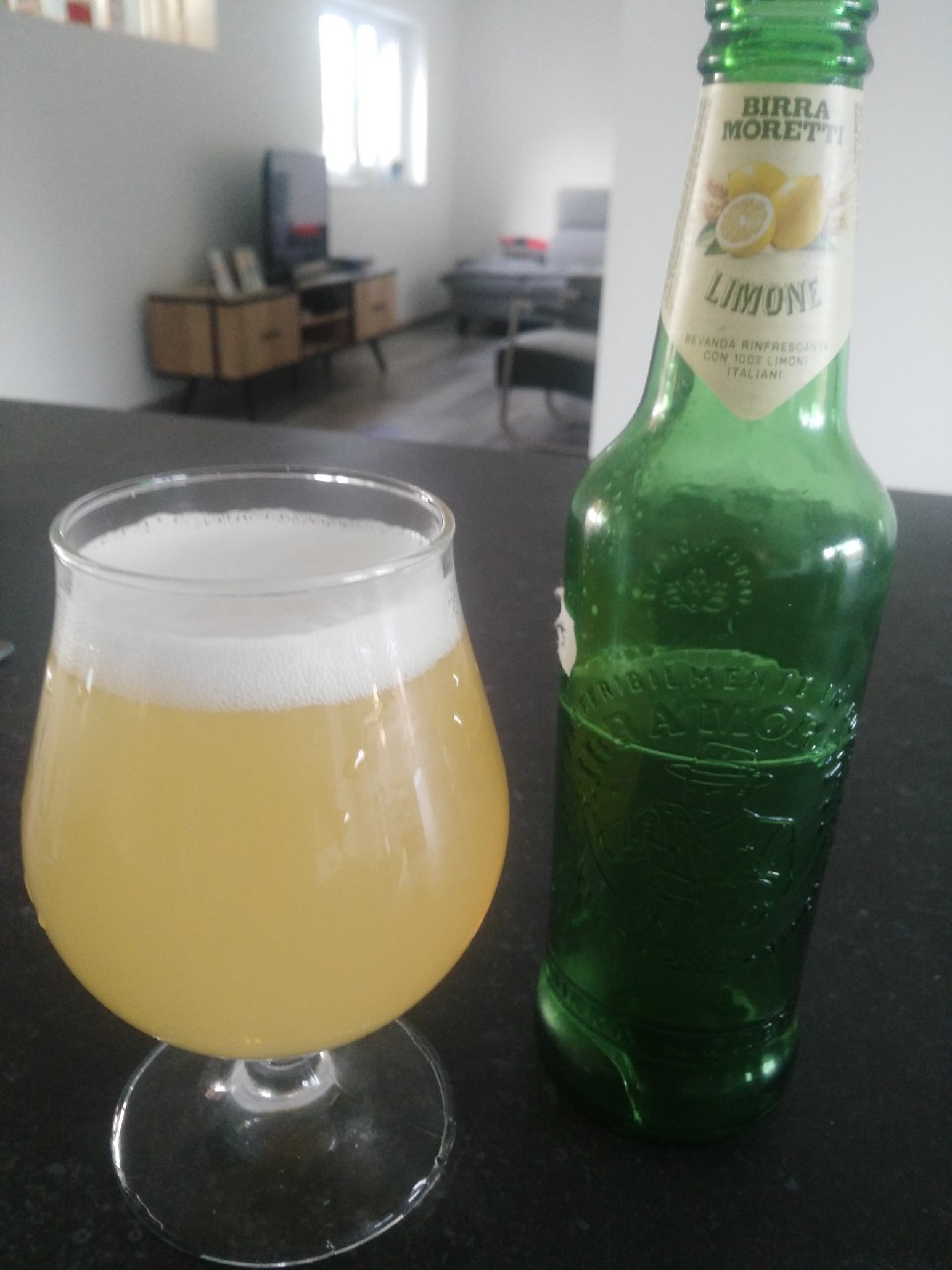 Moretti al limone, Italy