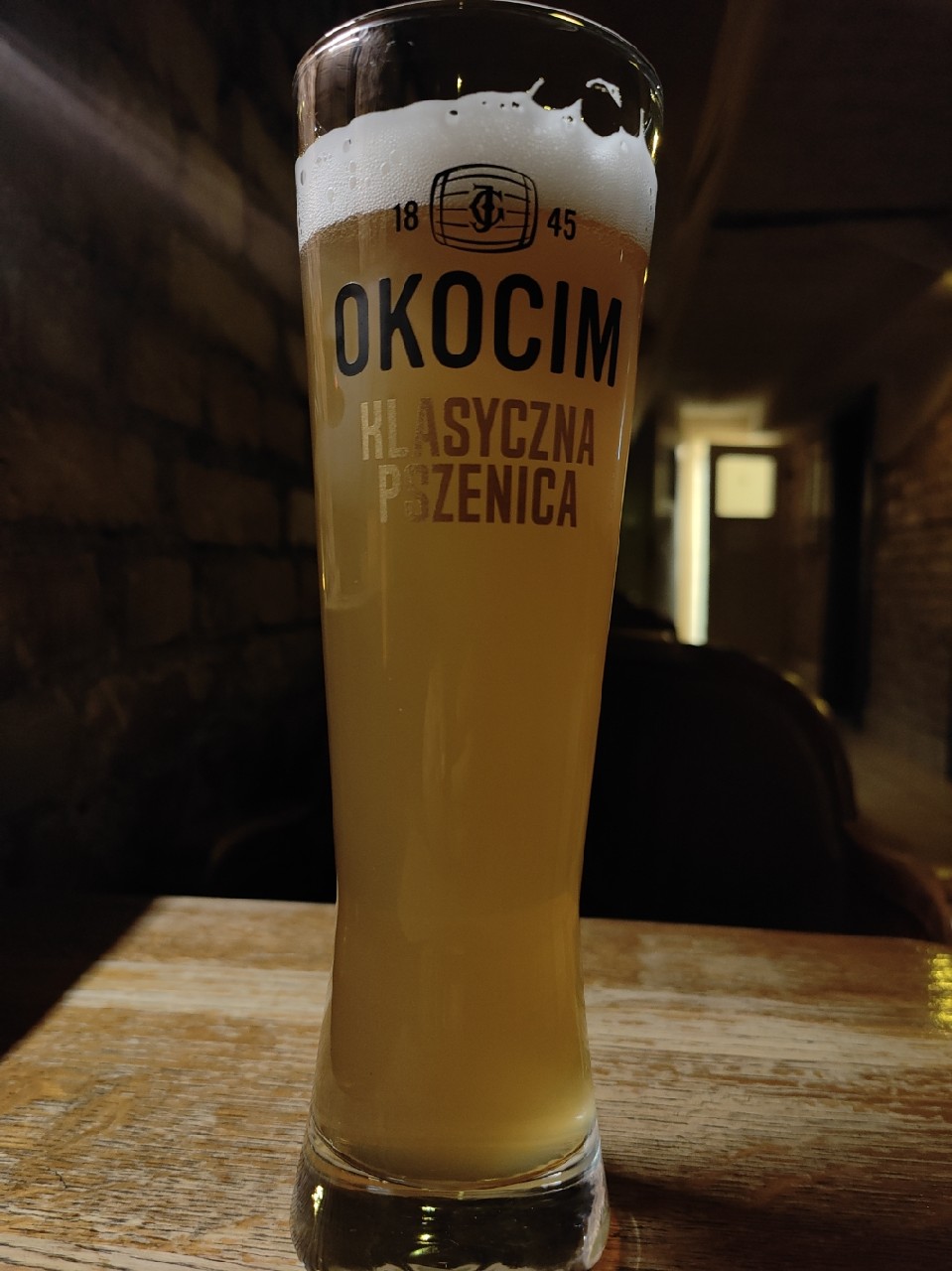 Okocim Klasyczna Pszenica, Poland