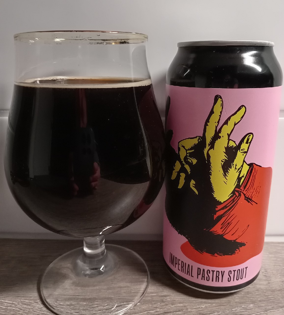 Varjot Saapuvat Menneisyydestä, Panimo HIMO