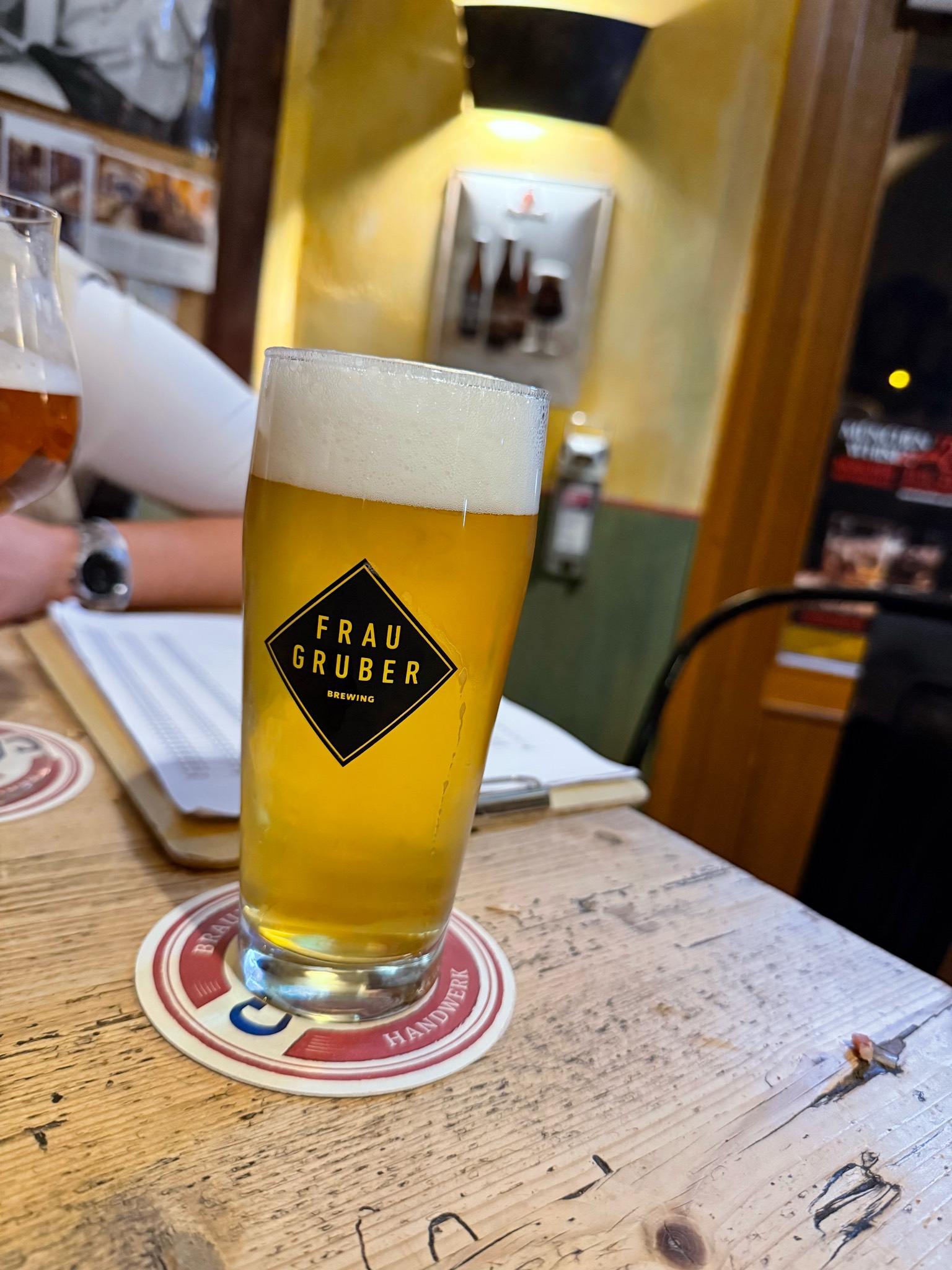 Thirst quencher dry hopped Kellerbier, FrauGruber Brewing