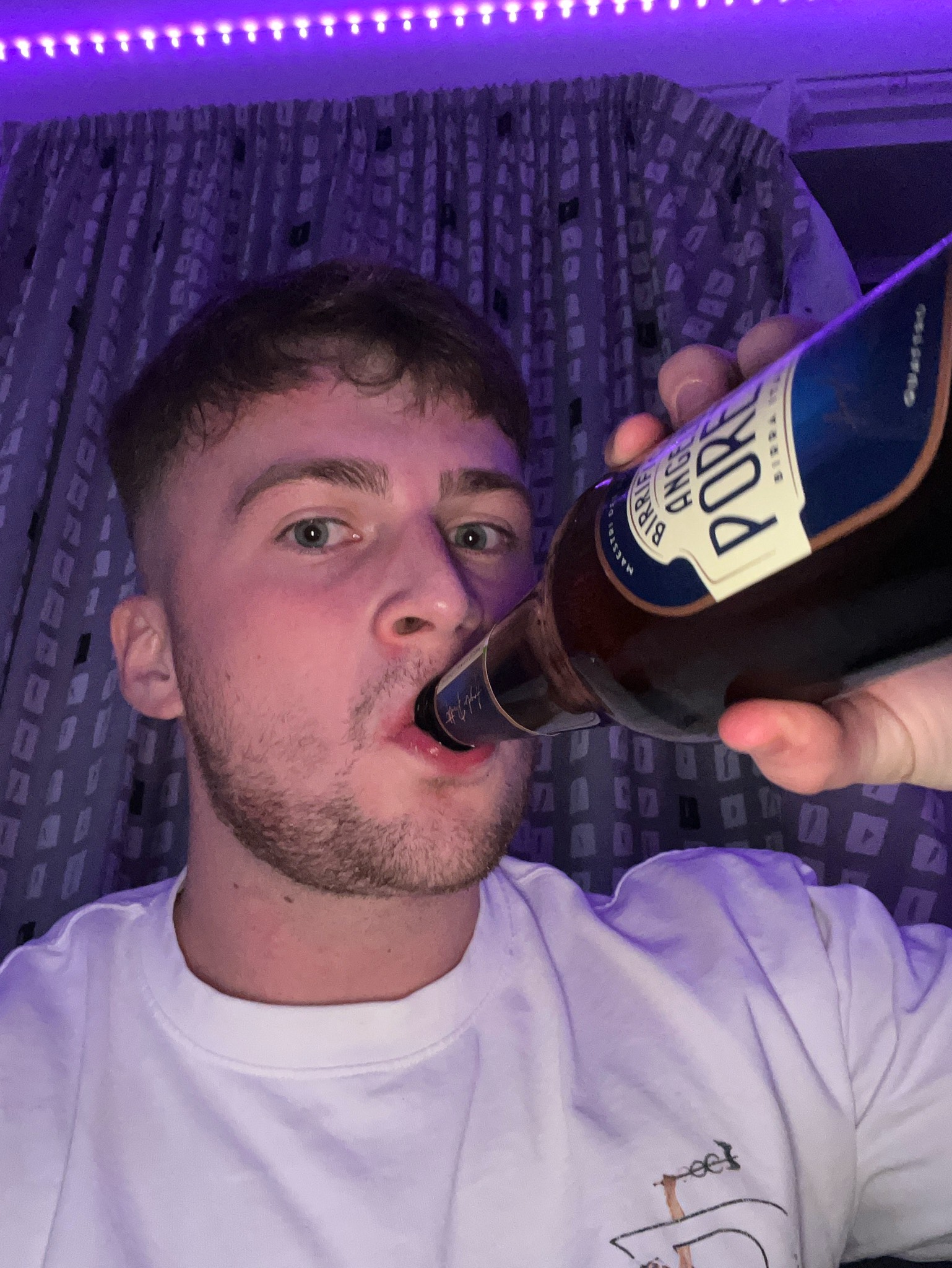 4 Luppoli L'Originale / 4 Hops / Premium Lager, Italy