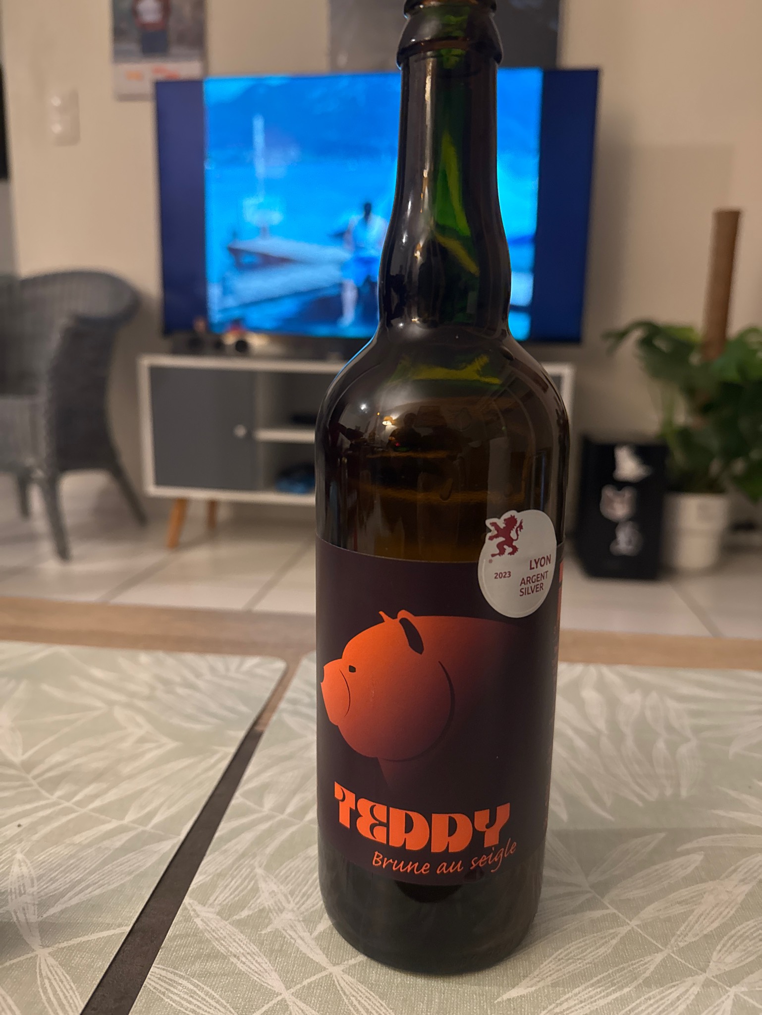 Teddy, Brasserie Okabeer