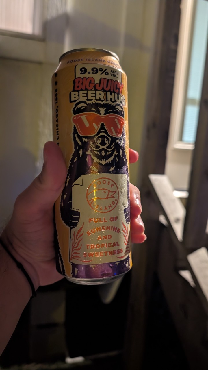 Big Juicy Beer Hug, Goose Island Beer Company (AB-InBev)