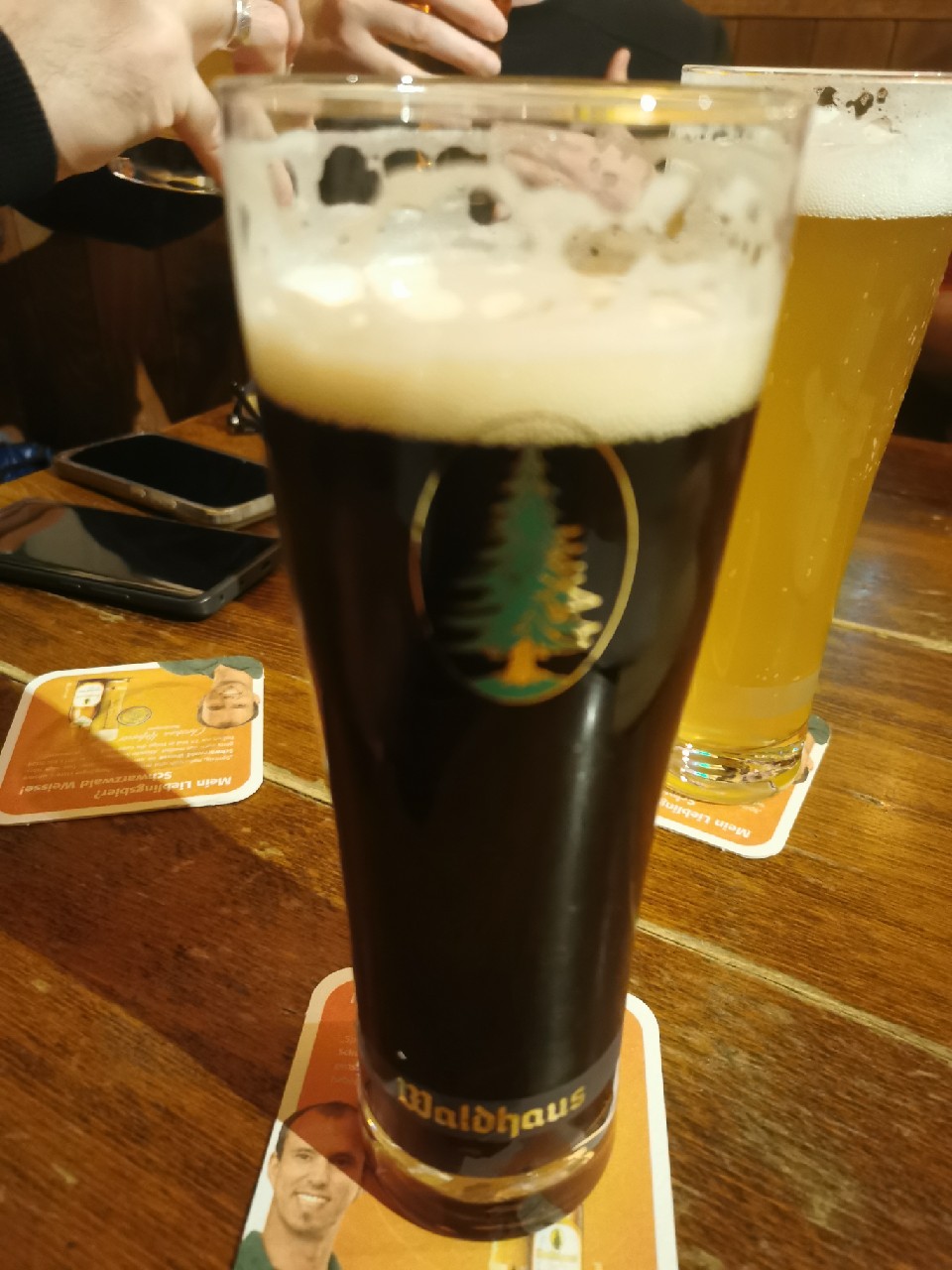 Ohne Filter Dunkel, Germany