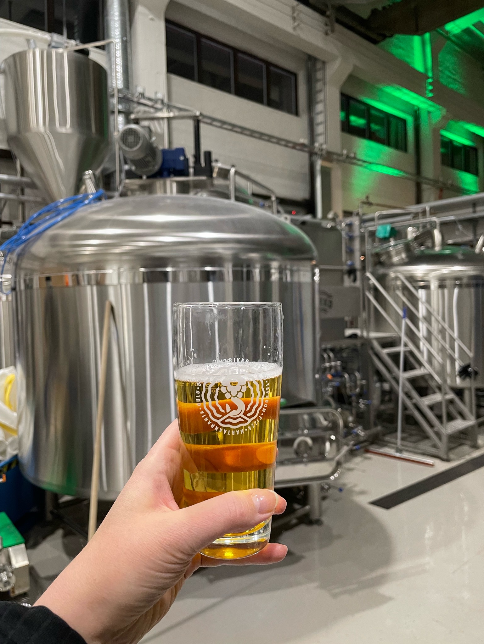 Länsituuli, Finland