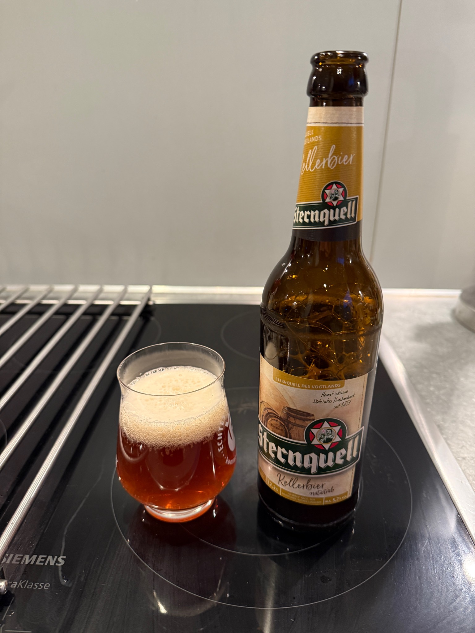 Sternquell Kellerbier naturtrüb, Sternquell-Brauerei