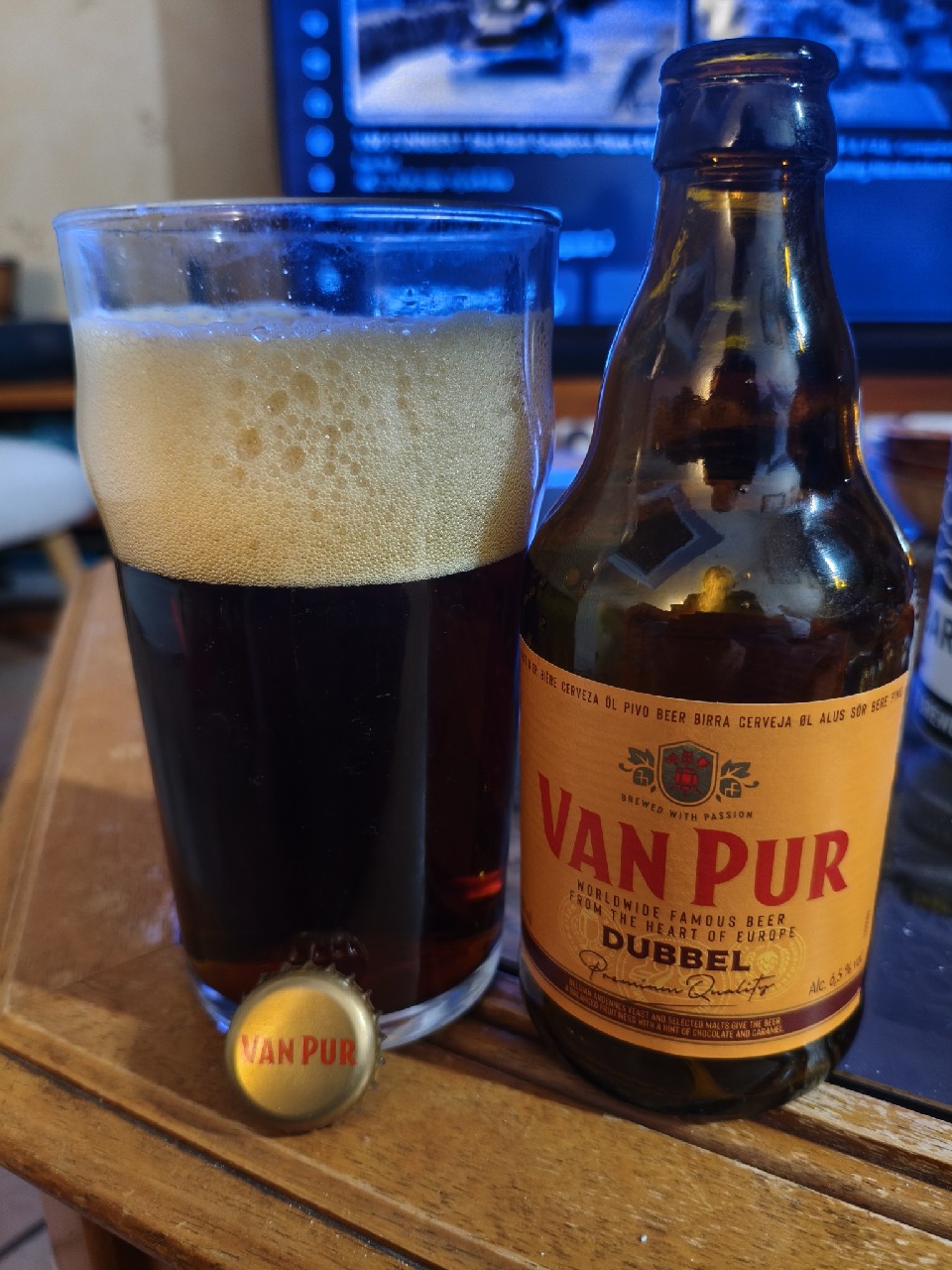 Van Pur Dubbel, Poland