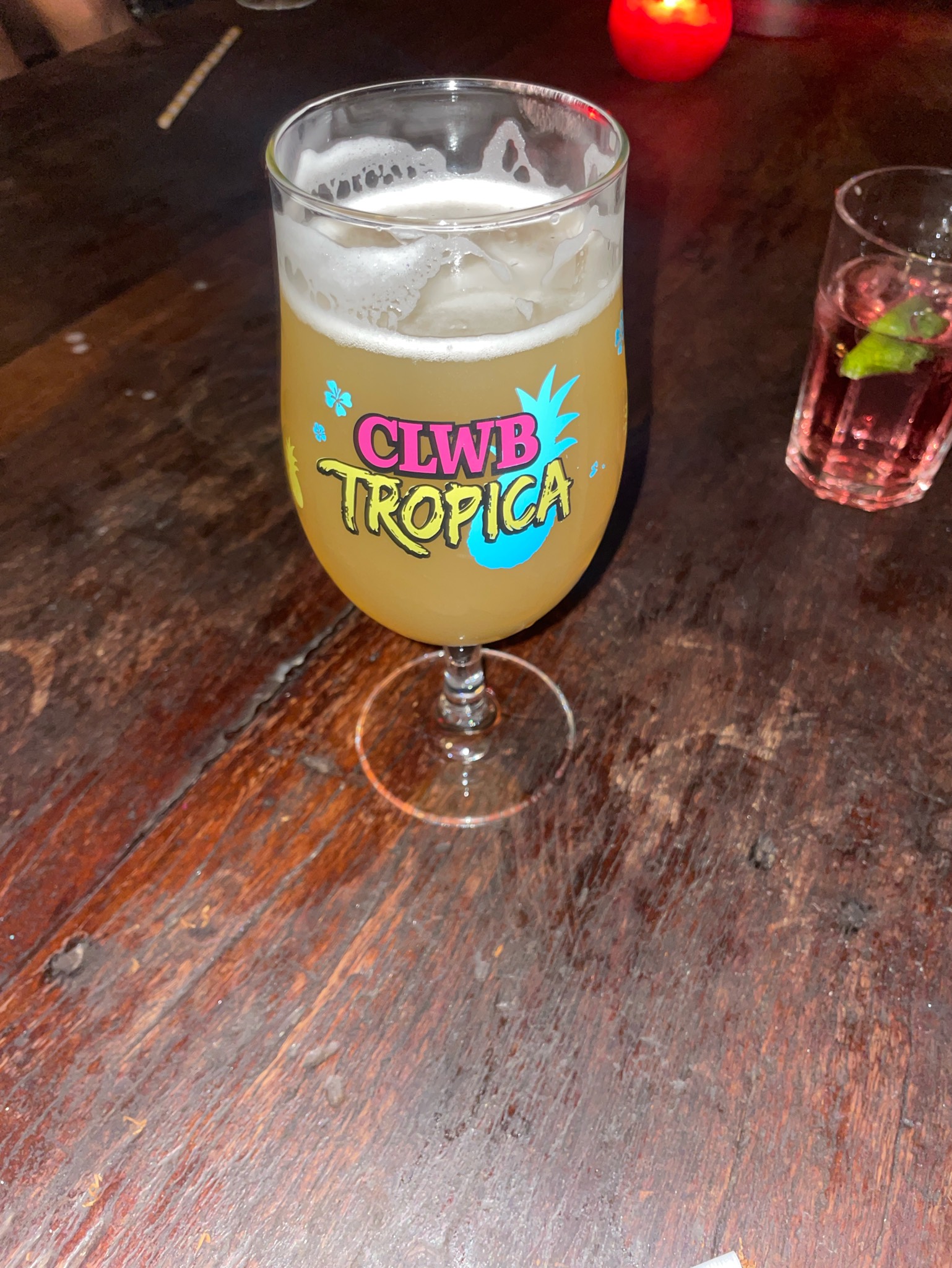 CLWB Tropica Non Alc., Wales