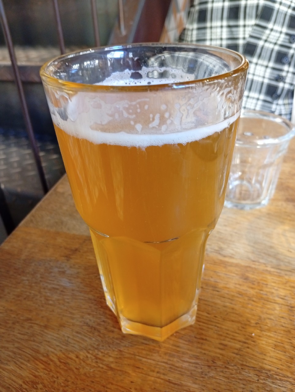 Lyon Ceylan, Demi-Lune