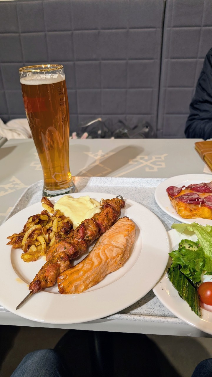 Speciālais, Lido Group