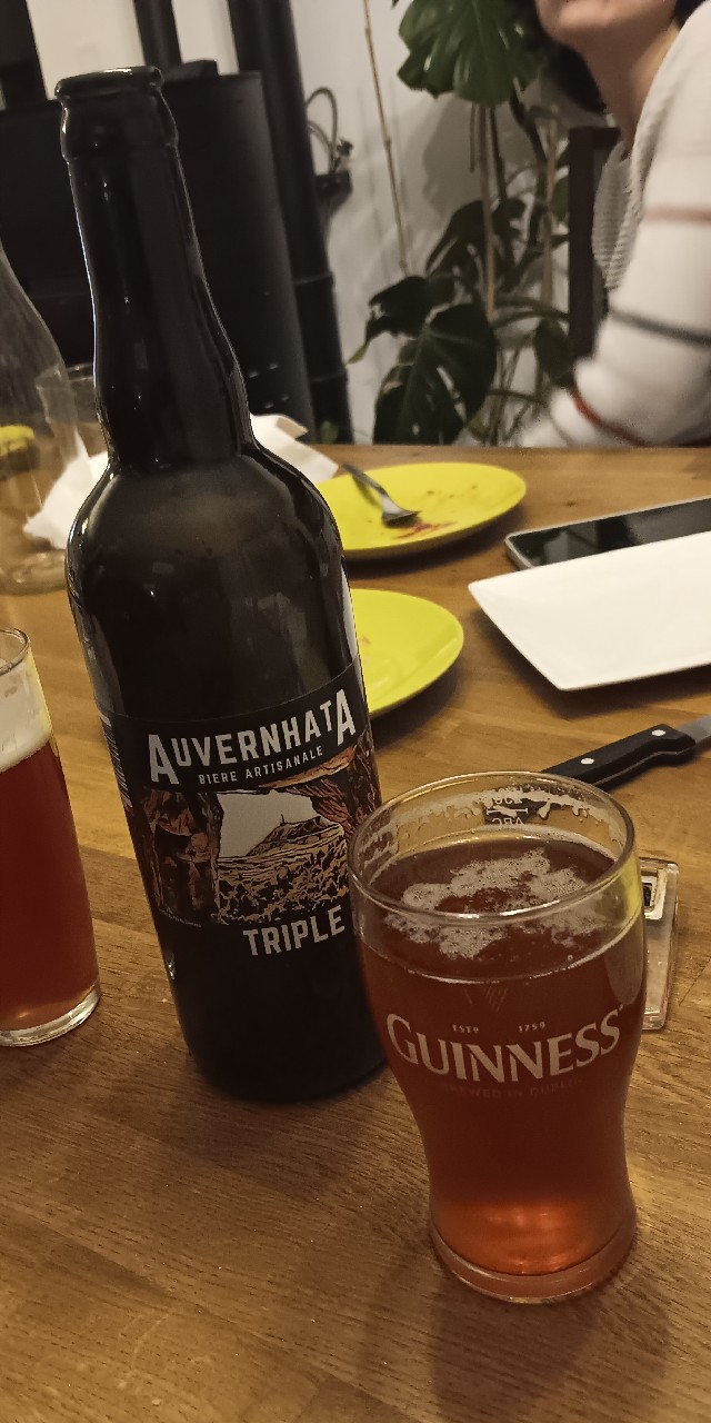 Auvernhata Triple, Brasserie Billd - Le Réveil Des Volcans (Auvernhata)