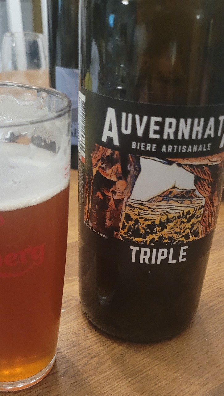 Auvernhata Triple, Brasserie Billd - Le Réveil Des Volcans (Auvernhata)