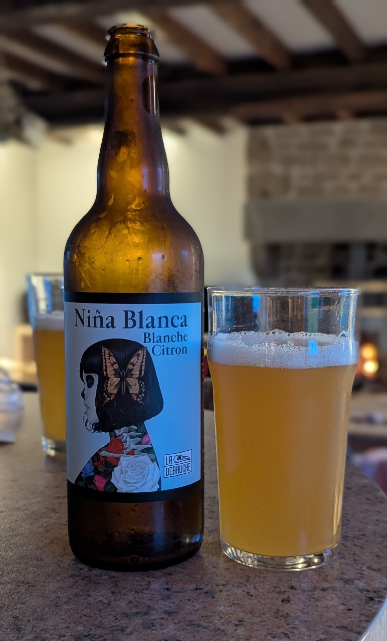 Niña Blanca, France