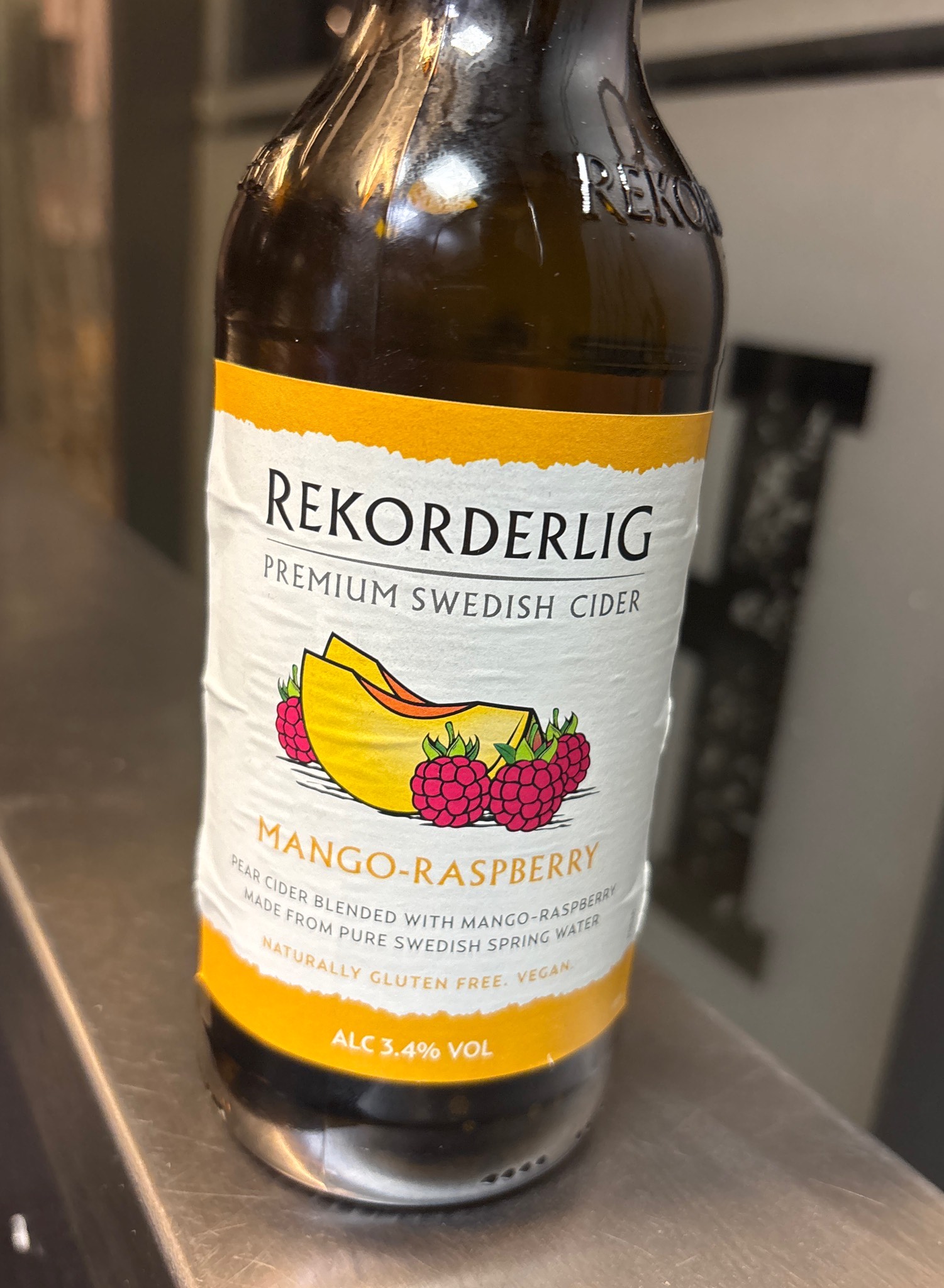 Rekorderlig Mango-Raspberry, Sweden