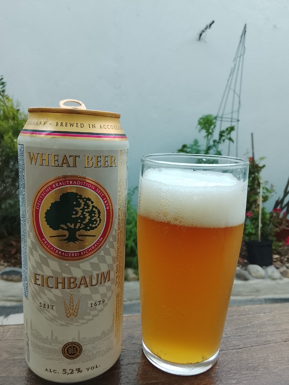 Eichbaum Hefeweizen Hell, Privatbrauerei Eichbaum