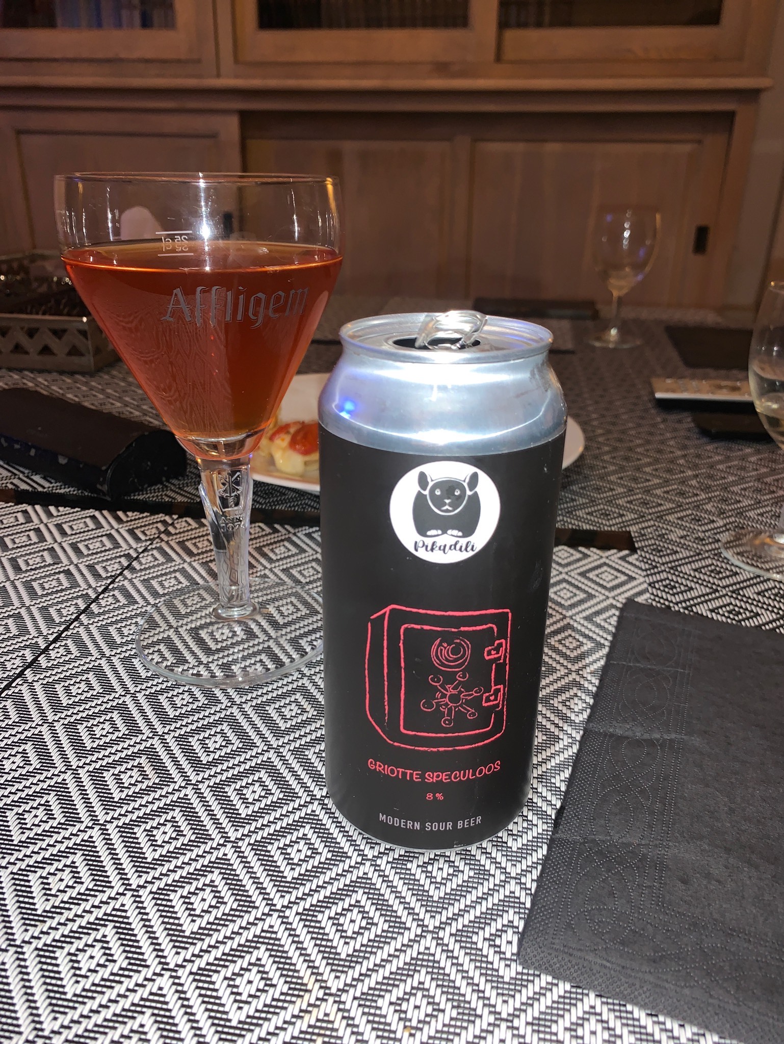 Griotte Speculos, Brasserie Pikadili