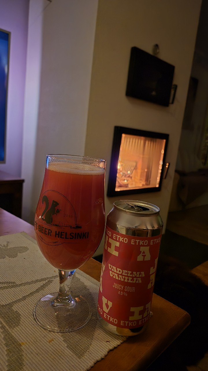 Vadelma Vanilja, Finland