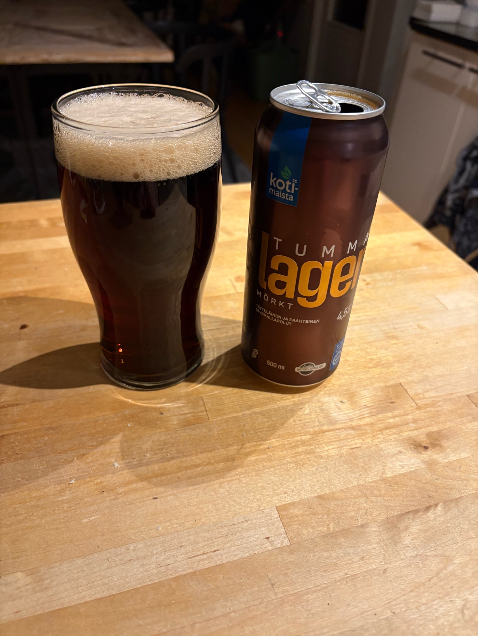 Kotimaista Tumma Lager 4.5%, Finland