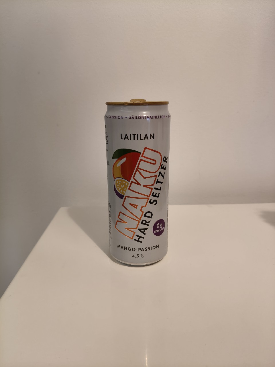 NAKU Hard Selzer Mango-Passion, Finland