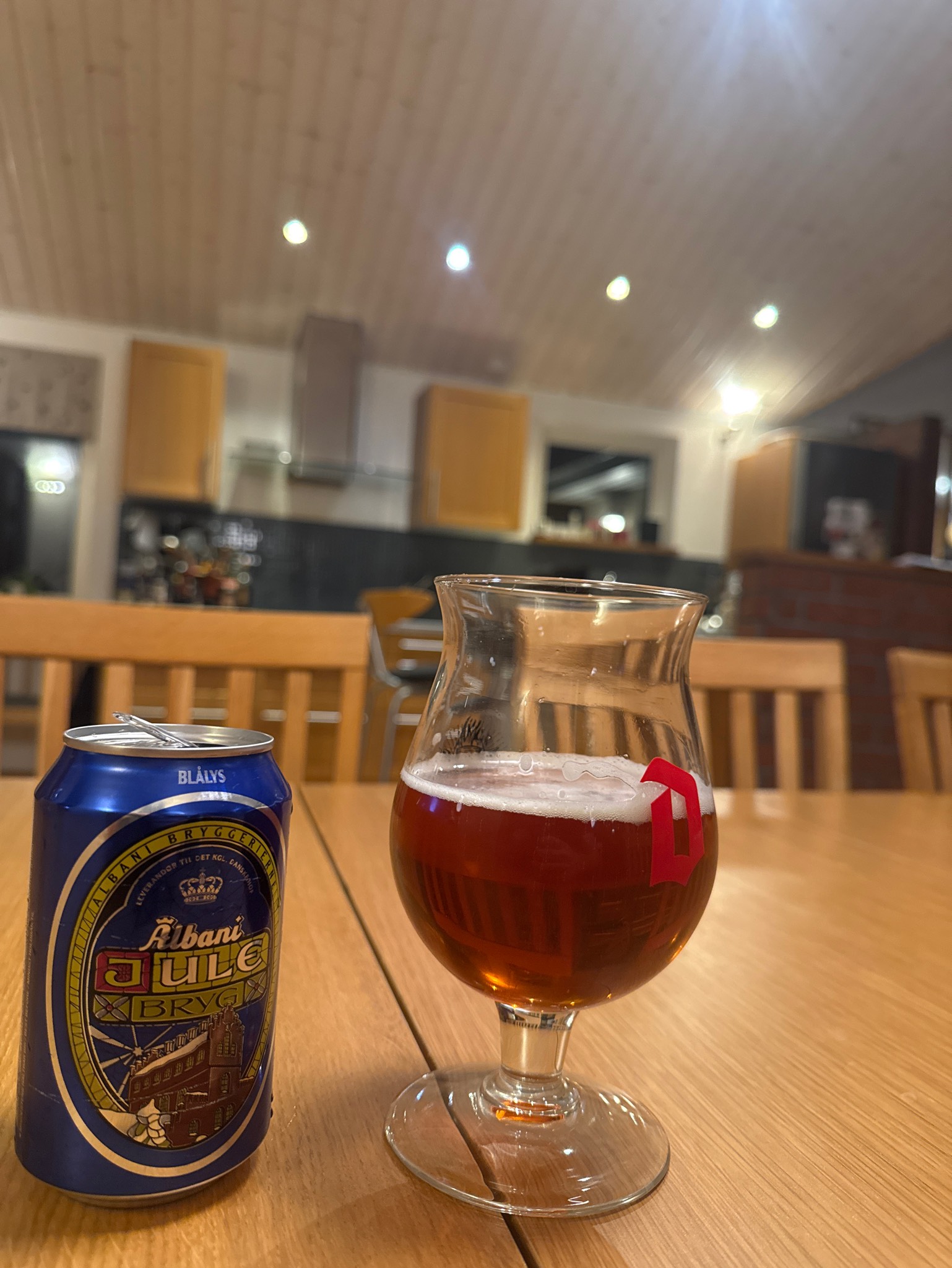 Blålys Julebryg, Albani Bryggerierne (Royal Unibrew)