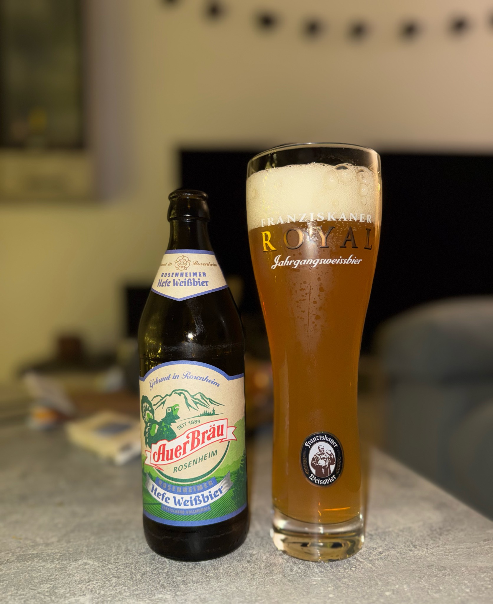 Rosenheimer Hefe Weißbier, Auerbräu Rosenheimer Spezialitätenbrauerei (Paulaner Brauerei)