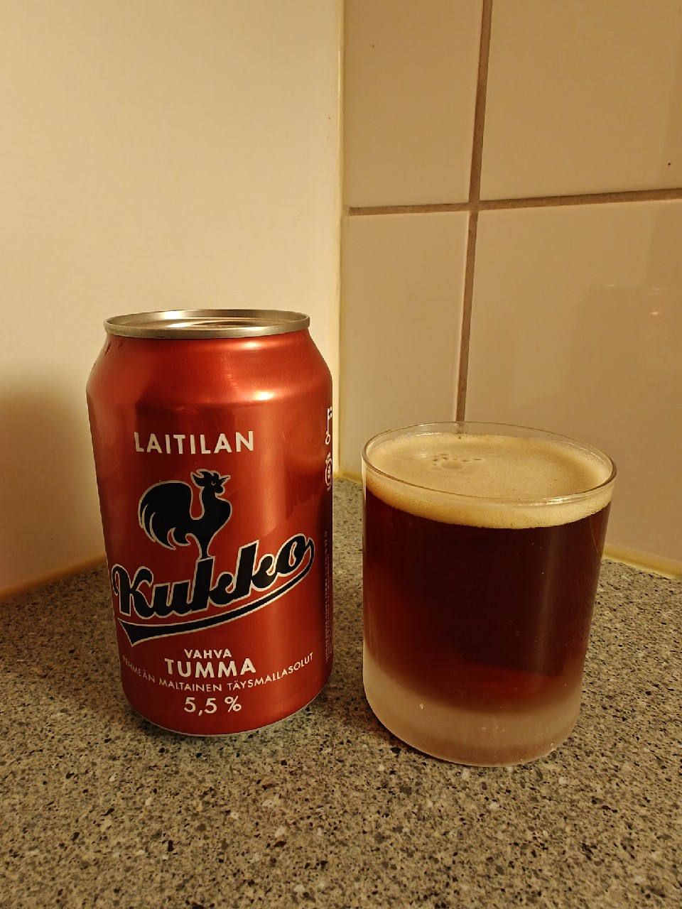 Kukko Vahva Tumma, Finland