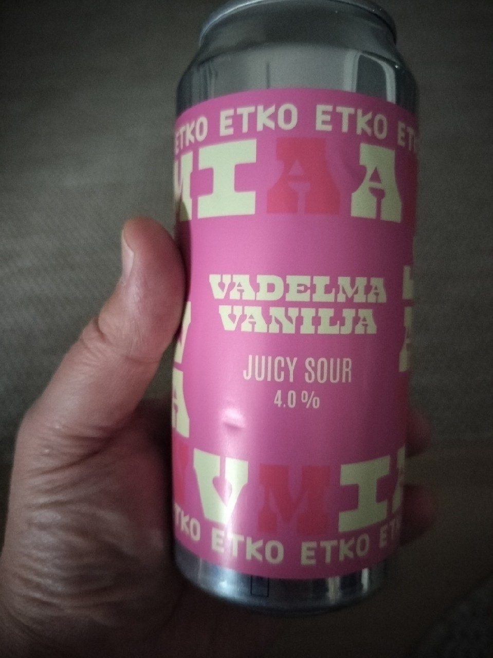 Vadelma Vanilja, Finland