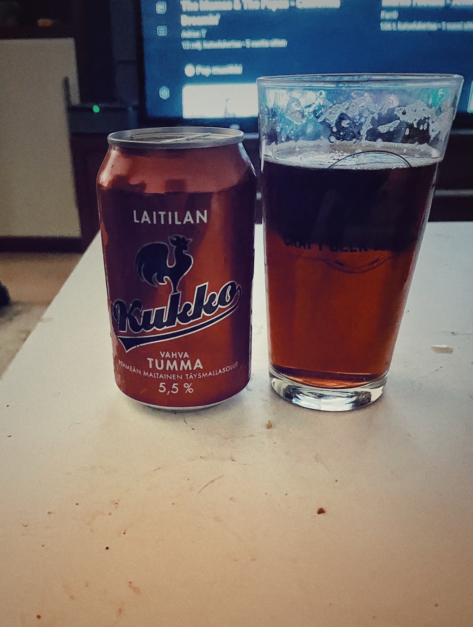 Kukko Vahva Tumma, Finland